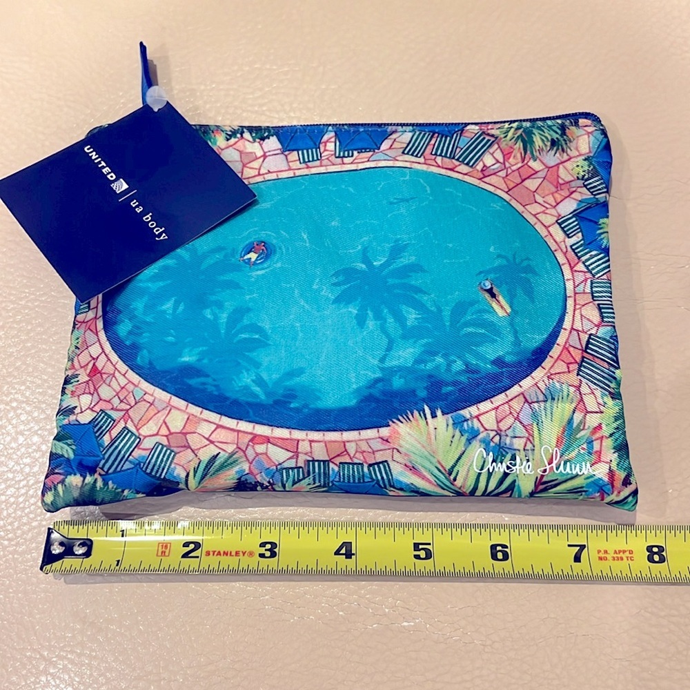 United Airlines Hawaii Amenity Kit with UA Body NWT pool - Picture 3 of 7